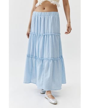 Falda con Elástico y Volantes  
Características: Volantes  
Transparente: Opaco  
Cuerpo: Forrado  
Composición del material: 65% poliéster 35% algodón  
Instrucciones de cuidado: Lavar a máquina en frío, secar en secadora a baja temperatura  
Importado  
Medidas del producto (pulgadas):  
Tamaño S (US 4): Longitud 37.4 Cintura 25.2  
Tamaño M (US 6/8): Longitud 37.8 Cintura 26.8  
Tamaño L (US 10/12): Longitud 38.2 Cintura 29.1  
Tamaño XL (US 14): Longitud 38.6 Cintura 31.5
