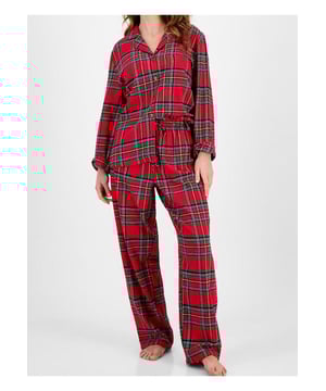 Basisstijl
  Tweedelige set
  Ondoorzichtig
  Geen stretch
  100% polyester
  Machinewas koud
  Droogtrommel laag
  Geimporteerd