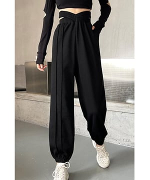 Musterart: Einfarbig  
Stil: Lässig  
Eigenschaften: Überkreuz  
Länge: Lang  
Materialzusammensetzung: 95% Polyester, 5% Spandex  
Pflegehinweise: Handwäsche kalt. Nicht im Trockner trocknen  
Importiert  
Produktmaße: Einheitsgröße: Länge 98 cm, Taille 61,5 cm, Hüfte 96 cm