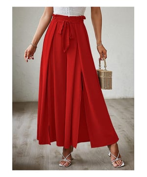 Gebundene Schlitze Wide Leg Hose  
Eigenschaften: Gebundene Schlitze  
Transparenz: Opaque  
Materialzusammensetzung: 100% Polyester  
Pflegehinweise: Maschinenwäsche kalt, im Trockner bei niedriger Temperatur trocknen  
Importiert  
Verfügbare Größen: S M L XL 2XL  
Größe S: US 2/4 Hüfte 110 cm, Beinlänge 100 cm, Taille 65 cm  
Größe M: US 6 Hüfte 114 cm, Beinlänge 101 cm, Taille 69 cm  
Größe L: US 8 Hüfte 118 cm, Beinlänge 102 cm, Taille 72 cm  
Größe XL: US 10 Hüfte 122 cm, Beinlänge 103 cm, Taille 76 cm  
Größe 2XL: US 12 Hüfte 126 cm, Beinlänge 104 cm, Taille 79 cm