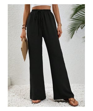 Brede Pantalon met Trekkoord
  Trekkoord in de taille
  Opaque afwerking
  100% polyester materiaal
  Machinewas koud
  Drogen op lage temperatuur
  Geïmporteerd
  Beschikbare maten: S M L
  Maat S: Taille 24,80 in HEUP 40,16 in Onderkant Lengte 40,55 in
  Maat M: Taille 26,38 in HEUP 41,73 in Onderkant Lengte 40,94 in
  Maat L: Taille 28,74 in HEUP 44,09 in Onderkant Lengte 41,34 in