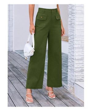 Hose mit weitem Bein mit hoher Taille.
  Vorderseite mit Knopfen.
  Taschendesign.
  95 % Polyester 5 % Elasthan.
  Maschinenwasche kalt.
  Bei niedriger Temperatur im Trockner trocknen.
  Importiert.