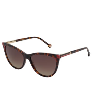 Estas gafas de sol Carolina Herrera presentan una estética elegante y definida, diseñada para mujeres que buscan destacar con un estilo sofisticado y contemporáneo.

Forma y diseño:

- Silueta mariposa con líneas suaves y femeninas que aportan definición al rostro.
- Perfil estilizado con contornos sutiles que equilibran estilo y confort.

Material de la montura:
- Acetato de alta calidad con acabado pulido y duradero.

Detalles de la marca:
- Logotipo Carolina Herrera grabado en las varillas.
- Terminales decorados con el distintivo emblema circular CH.

Lentes:
- Lentes con filtro UV 100%, ideales para proteger los ojos en entornos soleados.
- Tratamiento antirreflejo que mejora la claridad visual y reduce el deslumbramiento.

Contenido: 
- Gafas de sol, estuche, pañuelo y folleto.
 Medidas: Ancho lente: 57 mm. Puente: 15 mm. Patillas: 145 mm
 Composición: Acetato
 Cuidados:
Lavar solo con agua o, si fuese necesario, un jabón suave.
Secar con el paño suave para evitar rayaduras.
Evitar el contacto con superficies rigurosas o líquidos abrasivos.