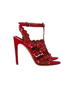 VINTAGE, RRP AS NEW
Elevate your footwear collection with the Alaïa Mirror-Embellished Sandals in Red Suede. These sandals feature a striking red suede material that instantly adds a bold and glamorous touch to any look. The mirror embellishments on the straps create a dazzling effect that catches the light with every step. 
*with box

Alaïa Mirror-Embellished Sandals in Red Suede 
Material: Suede 
Color: Red 
Size: EU37.5
Condition: Excellent
Sign of wear: Minor marks on insoles
SKU: 364943