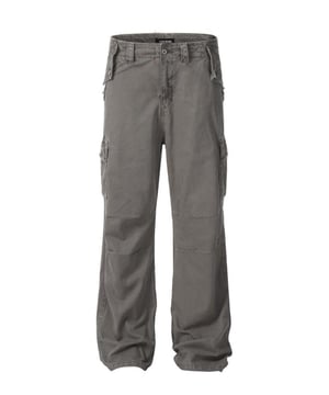 Heren Straight Leg Cargo Broek
  Basisstijl
  Materiaalsamenstelling: 85% katoen 15% polyester
  Verzorgingsinstructies: Machinewas koud Droogtrommel laag
  Geimporteerd
  Productmetingen (Metingen per inch) & Maatconversie:
  XS: Bodemlengte 40.2 Taille 26 Heup 37.8
  S: Bodemlengte 40.9 Taille 27.6 Heup 39.4
  M: Bodemlengte 41.7 Taille 29.1 Heup 40.9
  L: Bodemlengte 42.5  Taille 30.7 Heup 42.5
  XL: Onderkant Lengte 43.3 Taille 32.3 Heup 44.1
  2XL: Onderkant Lengte 44.1 Taille 33.9 Heup 45.7