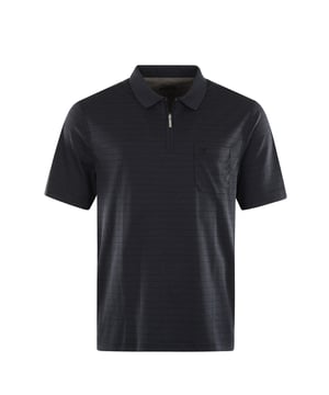 Gestreept kortarmshirt met platte kraag, verborgen rits en opgestikte borstzak. Aangenaam om te dragen en onderhoudsvriendelijk.