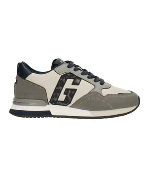 Tijdloos en overtuigend: casual sneakers van GAP met een spannende kleurenmix, merkdetails en een antislip loopzool. Wil je eigenlijk niet meer uittrekken!