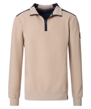 Deze sweatshirt-troyer van CASA MODA biedt door zijn comfortabele pasvorm een aangenaam draagcomfort. Kleurrijke accenten op de kraag en de boorden maken deze troyer tot een absolute blikvanger. Hij rondt uw casual outfit perfect af en kan veelzijdig worden gecombineerd met zowel jeans als chino's. Een absoluut must-have voor elke kledingkast.