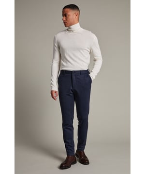 Gerade Passform,Normale Passform,Slim  30° waschbar, Nicht bleichen, Nicht im Trockner trocknen, Tropnass aufhängen, Kalt bügeln max. 110° C, Trockenreinigung  53% Polyester,43% Viskose,4% Elasthan