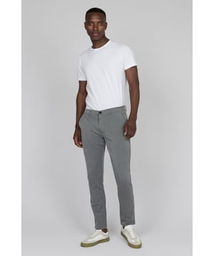Gerade Passform,Normale Passform,Slim  30° waschbar, Nicht bleichen, Nicht im Trockner trocknen, Tropnass aufhängen, Kalt bügeln max. 110° C, Trockenreinigung  62% Polyester,33% Viskose,5% Elasthan