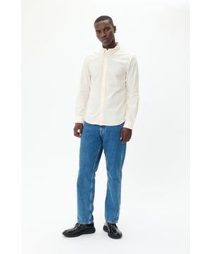 Regular fit,Lange mouwen  Fijne was 40°, niet bleken, niet in de droger drogen, Druipnat ophangen, warm strijken max. 150° C, Droogreiniging  100% Katoen