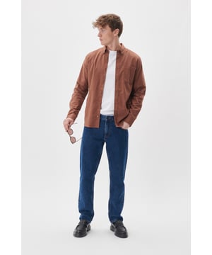 Regular fit,Lange mouwen  Fijne was 40°, niet bleken, niet in de droger drogen, Druipnat ophangen, warm strijken max. 150° C, Chemisch laten reinigen.  60% Katoen,40% Polyester