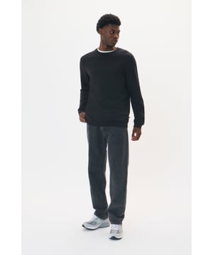 Regular fit,Lange mouwen  Fijne was 30°, niet bleken, niet in de droger drogen, Liggend laten drogen., koud strijken max. 110° C, Droogreiniging  51% Modal (TENCEL™),42% Polyester,7% Elastaan