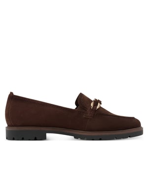 Stap in een tijdloze stijl en geniet de hele dag van comfort met deze suède loafers van Tamaris voor dames. Deze instappers zijn ontworpen voor moeiteloos dragen en hebben een zacht suède bovenwerk en een ondersteunende binnenzool voor dagelijks comfort. Belangrijkste kenmerken: Bovenwerk van echt suède leer Comfortgericht instapmodel Zachte voering: mix van textiel en synthetisch materiaal Hakhoogte van 25 mm zonder hak Duurzame synthetische zool Schachthoogte: 6,5 cm Binnenzool: synthetisch