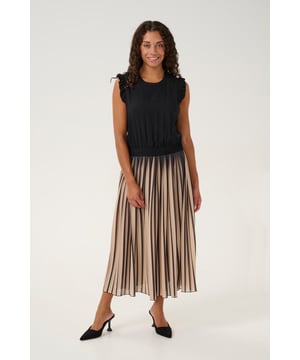 Relaxed fit,Midi lengte,Mouwloos  Fijne was 30°, niet bleken, niet in de droger drogen, Druipnat ophangen, koud strijken max. 110° C, Niet droog reinigen  100% Viscose