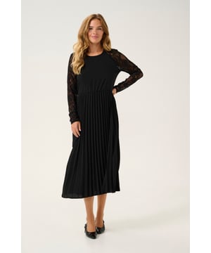 Feminine,Midi lengte,Lange mouwen  Wassen op 30°, niet bleken, drogen in droger behoedzaam, Druipnat ophangen, koud strijken max. 110° C, Droogreiniging  100% Polyester