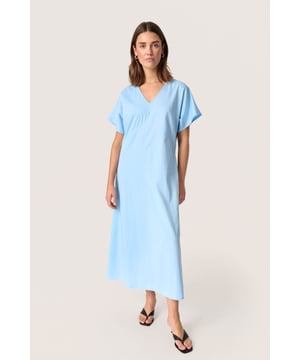 Regular fit,Midi lengte,Boven elleboog  Fijne was 30°, niet bleken, niet in de droger drogen, Druipnat ophangen, warm strijken max. 150° C, Niet droog reinigen  100% Katoen