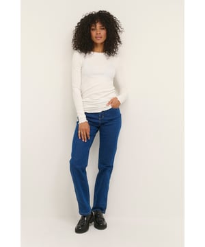 Slim fit,Lange mouwen  Fijne was 30°, niet bleken, niet in de droger drogen, Druipnat ophangen, koud strijken max. 110° C, Niet droog reinigen  96% Viscose,4% Elastaan