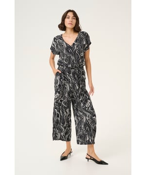 Loose fit,Elastische taille,Enkel lengte,Korte mouwen  Fijne was 30°, niet bleken, niet in de droger drogen, Liggend laten drogen in de schaduw, warm strijken max. 150° C, Chemisch laten reinigen.  100% Viscose (LENZING™ ECOVERO™)