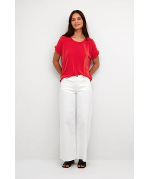 Loose fit,Normale lengte,Kapmouwen  Fijne was 30°, niet bleken, niet in de droger drogen, Liggend laten drogen., koud strijken max. 110° C, Niet droog reinigen  70% Modal (TENCEL™),30% Polyester