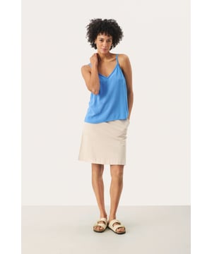 A-shape,Mouwloos  Fijne was 30°, niet bleken, niet in de droger drogen, Druipnat ophangen in de schaduw, koud strijken max. 110° C,   100% Viscose (LENZING™ ECOVERO™)