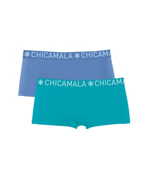De Kledingstukken van Chicamala zitten als gegoten en zijn gemaakt van hoogwaardig katoen. Een zachte elastische band van microvezelstof zorgt voor extra comfort.