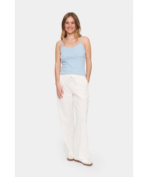 Regular fit,Schouder bandjes  Fijne was 30°, niet bleken, niet in de droger drogen, warm strijken max. 150° C, Niet droog reinigen  95% Katoen (Organisch),5% Polyester