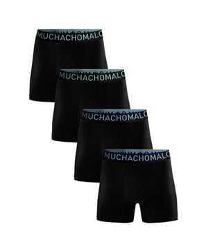 De Boxershorts/Onderbroeken van Muchachomalo zitten als gegoten en zijn gemaakt van hoogwaardig katoen. Een zachte elastische logotailleband van microvezelstof zorgt voor extra comfort. Specificaties • Normale Pasvorm • Vlakke gestikte naden voor extra comfort • Zachte Waistband met het Muchachomalo Logo Onderhoud • Wassen op 30 graden • Niet in de droger • Strijken op matig warme stand (2 stippen) Waarom Muchachomalo? Muchachomalo werkt alleen met fabrieken die BSCI en OEKO-TEX gecertificeerd zijn. Deze fabrieken hebben als doel arbeidsomstandigheden continu te verbeteren. Zij strijden voor het recht op het vormen van een vakbond, veilige werkomstandigheden en zijn tegen dwang- en kinderarbeid. Ook stellen zij consumenten en bedrijven in staat om zelf verantwoordelijke beslissingen te nemen die onze planeet beschermen voor de toekomstige generaties.