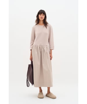 Relaxed fit,Knöchellänge,3/4 Ärmel  Schonwäsche 30°, Nicht bleichen, Nicht im Trockner trocknen, Liegend trocken., Kalt bügeln max. 110° C, Trockenreinigung  51% Modal (TENCEL™),42% Polyester,7% Elasthan