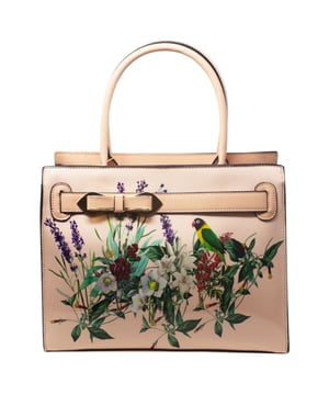 Adorned with a whimsical spring garden print, this tote offers a stylish and unique touch to your everyday look. with multiple compartments. This bag will be a talking statement piece.
Colour: Pink.
Water Resistant.
Patent PU/Polyester.
Detachable shoulder strap.
L x W x H - 32cm x 15cm x 25cm.
SKU: HB346009.