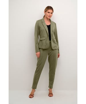 Regular fit,Normale lengte,Lange mouwen  Wassen op 30°, niet bleken, niet in de droger drogen, Druipnat ophangen in de schaduw, koud strijken max. 110° C, Droogreiniging  74% Polyester,22% Viscose,4% Elastaan
