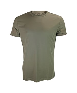 Borg Light T-shirt - Sustainable Performance Wear: Elevate your active wardrobe with the Björn Borg Borg Light T-shirt, designed for those who demand both style and sustainability. Crafted from 100% recycled polyester, this performance tee offers a regular fit and features a longer length, making it ideal for high-intensity workouts, especially those involving overhead movements. The T-shirt is quick-drying and includes iconic Borg branding on the sleeves, combining function and fashion effortlessly. Perfect for year-round use, this versatile T-shirt is available in a range of seasonal colors. Extra Product Details:. 100% Recycled Polyester Regular Fit with Longer length Quick-Drying Fabric Borg Print on Arms Round Neckline Machine Washable Ideal for All Seasons. This T-shirt is an essential addition to any fitness enthusiast's wardrobe, delivering performance while contributing to a more sustainable planet.
