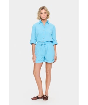 Regular fit,Halfhoge taille,Boven de knie  Wassen op 30°, niet bleken, niet in de droger drogen, Druipnat ophangen, warm strijken max. 150° C, Droogreiniging  100% Katoen