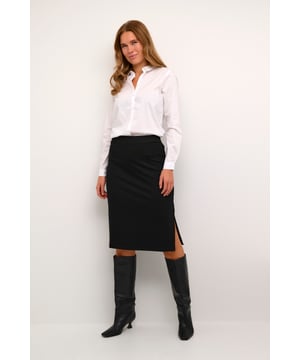 Slim fit,Elastische Taille,Unterhalb des Knies  Schonwäsche 30°, Nicht bleichen, Nicht im Trockner trocknen, Tropnass aufhängen, Kalt bügeln max. 110° C, Trockenreinigung  70% Polyester,25% Viskose,5% Elasthan