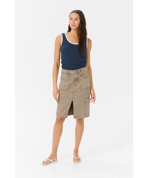 Regular fit,Hoge taille,Knie  Wassen op 30°, niet bleken, niet in de droger drogen, Liggend laten drogen in de schaduw, warm strijken max. 150° C, Droogreiniging  100% Katoen