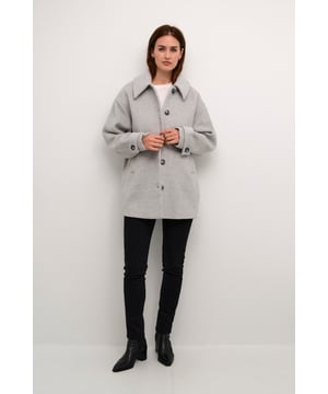 Oversize fit,Mitte des Oberschenkels,Lange Ärmel  Professionelle Reinigung, Nicht bleichen, Nicht im Trockner trocknen, Tropnass aufhängen im Schatten, Nicht bügeln, Trockenreinigung  90% Polyester,10% Wolle