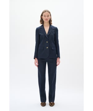 Classic fit,Lange mouwen  Chemisch laten reinigen, niet bleken, niet in de droger drogen, Liggend laten drogen., koud strijken max. 110° C, Droogreiniging  100% Linnen