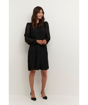 Relaxed fit,Knie,Lange mouwen  Fijne was 30°, niet bleken, niet in de droger drogen, Druipnat ophangen, koud strijken max. 110° C, Niet droog reinigen  65% Viscose,35% Polyester