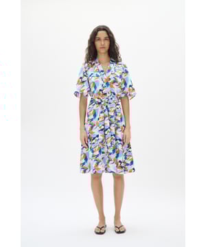 Feminine,Knie,Elleboog lengte  Fijne was 30°, niet bleken, niet in de droger drogen, Druipnat ophangen, koud strijken max. 110° C, Niet droog reinigen  97% Polyester (Gerecycled),3% Elastaan
