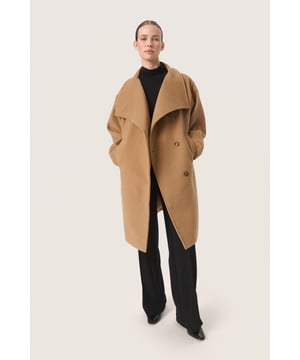 Regular fit,Knie,Lange mouwen  Chemisch laten reinigen, niet bleken, niet in de droger drogen, Druipnat ophangen in de schaduw, koud strijken max. 110° C, Droogreiniging  80% Polyester, 20% Viscose