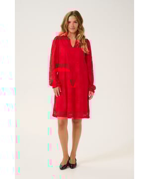 Relaxed fit,Knie,Lange mouwen  Fijne was 30°, niet bleken, niet in de droger drogen, Liggend laten drogen., koud strijken max. 110° C, Droogreiniging  70% Polyamide,30% Katoen