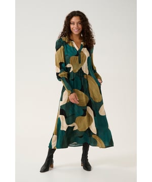 Relaxed fit,Midi lengte,Lange mouwen  Fijne was 30°, niet bleken, niet in de droger drogen, Druipnat ophangen, koud strijken max. 110° C, Droogreiniging  100% Viscose (LENZING™ ECOVERO™)