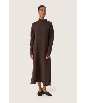 A-shape,Knöchellänge,Lange Ärmel  Schonwäsche 30°, Nicht bleichen, Nicht im Trockner trocknen, Liegend trocken., Kalt bügeln max. 110° C, Nicht trockenreinigen  50% Polyester,19% Polyacryl,13% Alpaka,13% Wolle,5% Elasthan