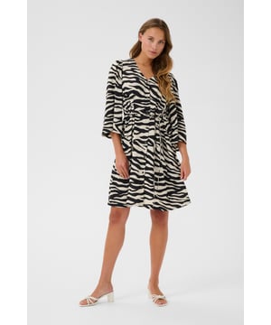 Tight fit,Elastische taille,Boven de knie,3/4 mouwen  Fijne was 30°, niet bleken, niet in de droger drogen, Druipnat ophangen, warm strijken max. 150° C, Droogreiniging  50% Viscose,50% Viscose (LENZING™ ECOVERO™)