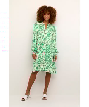 Relaxed fit,Boven de knie,Lange mouwen  Fijne was 30°, niet bleken, niet in de droger drogen, Liggend laten drogen., koud strijken max. 110° C, Droogreiniging  100% Viscose