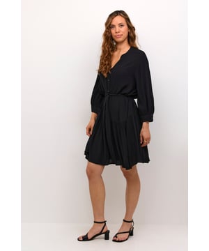 Casual fit,Taille lengte,3/4 mouwen  Fijne was 30°, niet bleken, niet in de droger drogen, Druipnat ophangen, koud strijken max. 110° C, Droogreiniging  100% Viscose (LivaEco™)