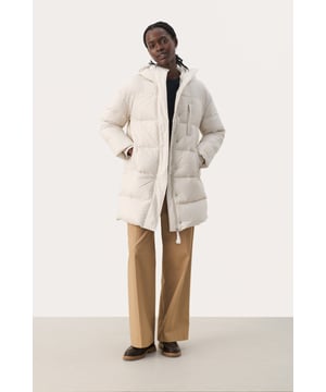 Regular fit,Taille lengte,Drop shoulder  Wassen op 30°, niet bleken, drogen in droger behoedzaam, Druipnat ophangen, koud strijken max. 110° C, Droogreiniging  100% Polyamide (Gerecycled)