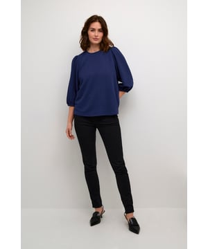 Regular fit,3/4 Ärmel  30° waschbar, Nicht bleichen, Nicht im Trockner trocknen, Tropnass aufhängen im Schatten, Warm bügeln max. 150° C, Trockenreinigung  100% Polyester