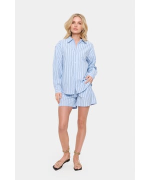 Regular fit,Lange mouwen  Extra fijne was 30°, niet bleken, niet in de droger drogen, Druipnat ophangen in de schaduw, koud strijken max. 110° C, Niet droog reinigen  55% Katoen,45% Polyester