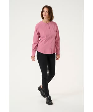 Tight fit,Lange mouwen  Fijne was 30°, niet bleken, niet in de droger drogen, Druipnat ophangen in de schaduw, warm strijken max. 150° C, Chemisch laten reinigen.  80% Polyester,20% Katoen